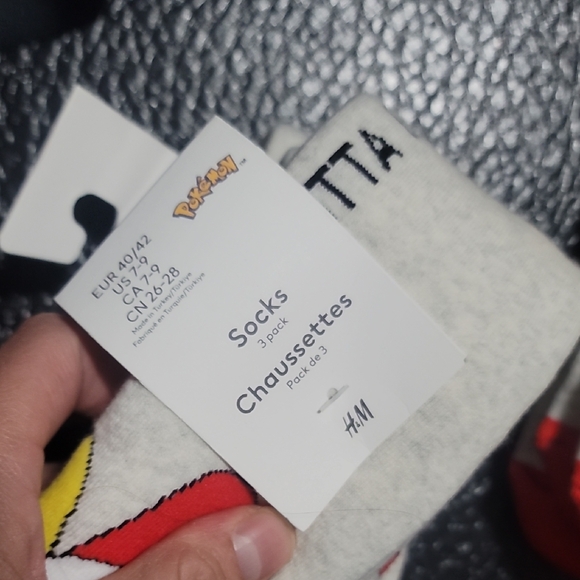 Pokemon x H&M Pikachu Red, Yellow and Cream Santa Socks - Picture 6 of 7